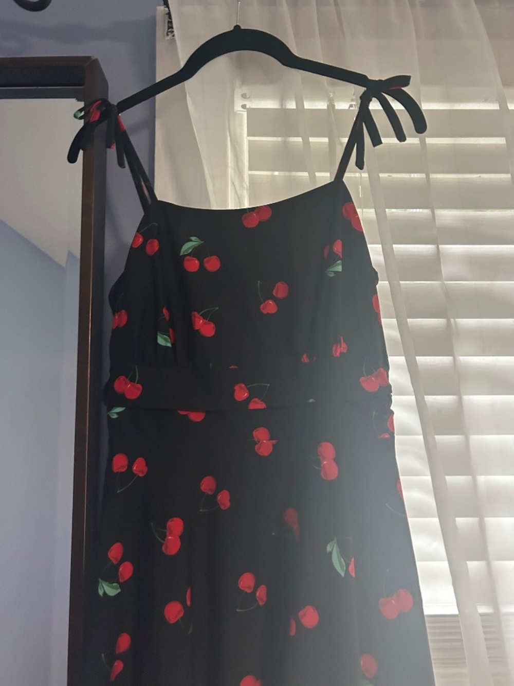 Dress - Picture 2 of 5